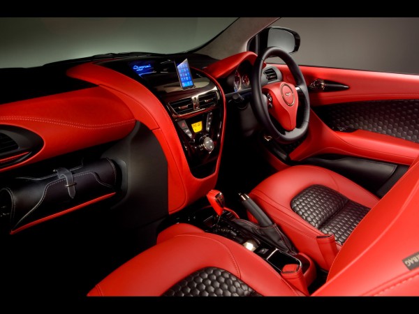 2009-Aston-Martin-Cygnet-Concept-Interior-1280x960
