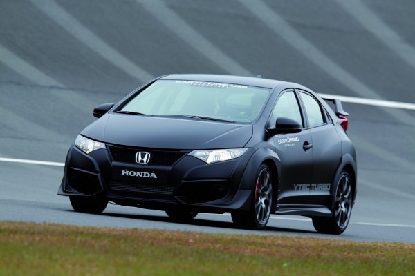2015-Honda-Civic-Type-R-Turbo-5[2]