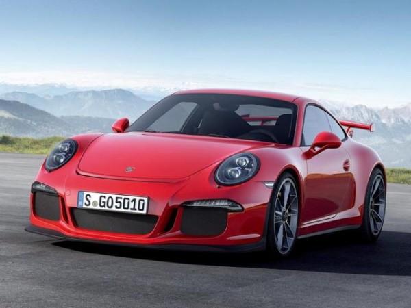 2014-Porsche-GT3-01