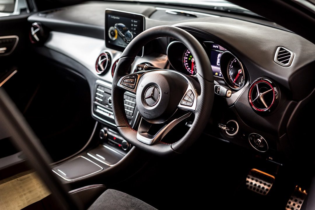 CLA-250-Sport-4MATIC-10-700x467.jpg