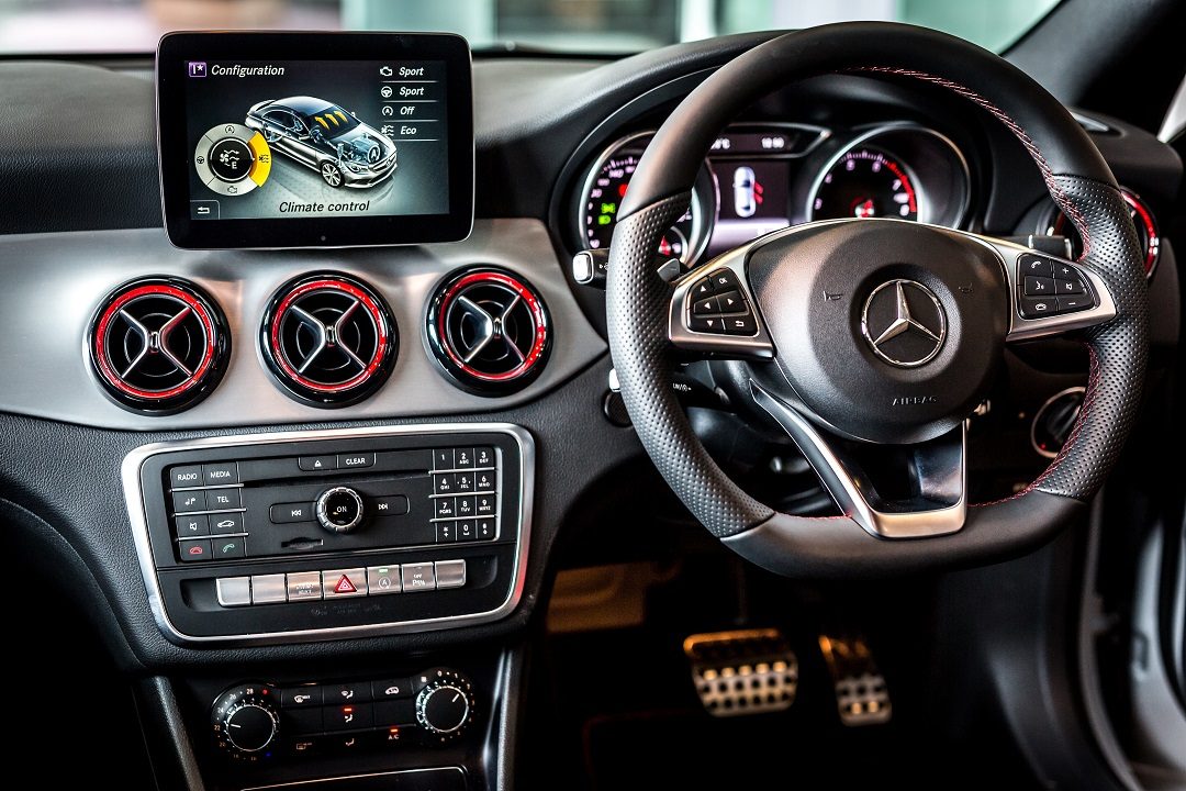 CLA-250-Sport-4MATIC-14-700x467.jpg
