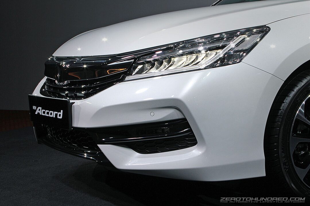 honda-accord-2016-facelift-exterior_0857-700x467.jpg