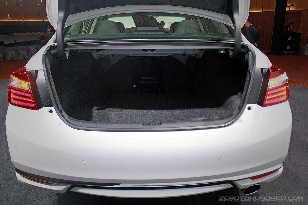 honda-accord-2016-facelift-exterior_0875-700x467.jpg