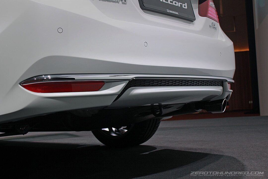 honda-accord-2016-facelift-exterior_0927-700x467.jpg