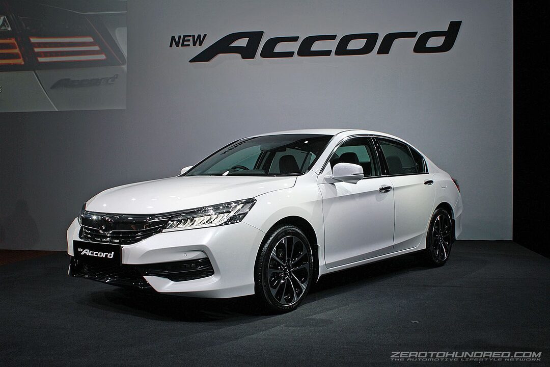 honda-accord-2016-facelift-exterior_0932-700x467.jpg