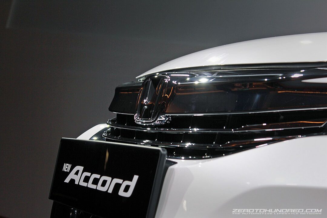 honda-accord-2016-facelift-exterior_0941-700x467.jpg