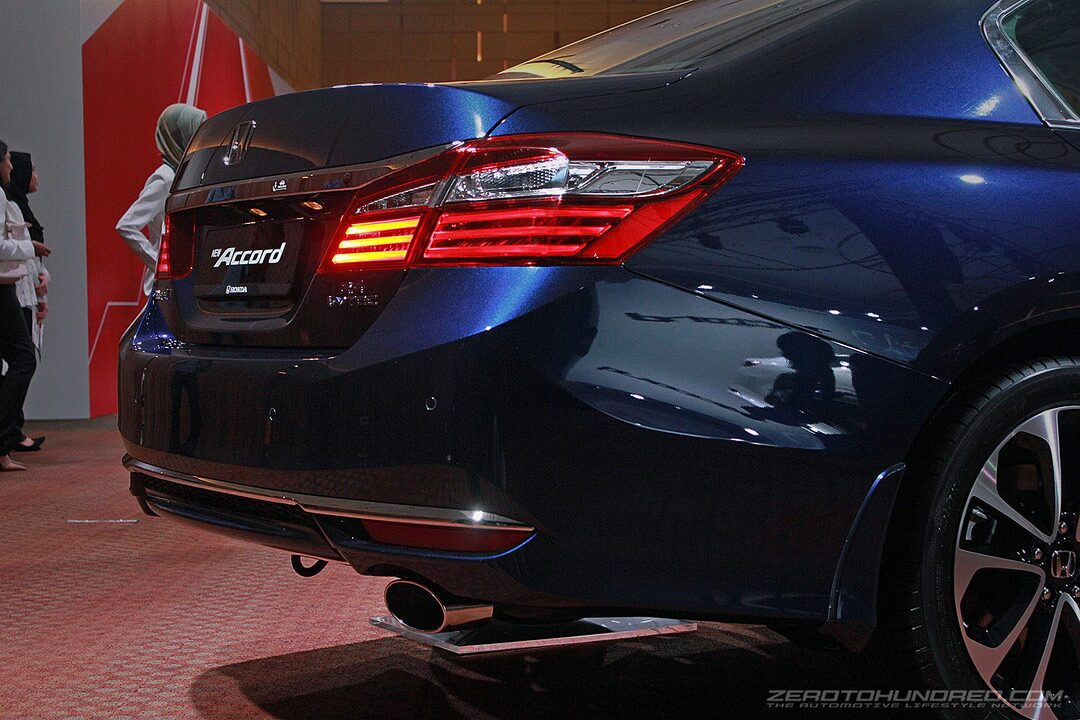 honda-accord-2016-facelift-exterior_0960-700x467.jpg