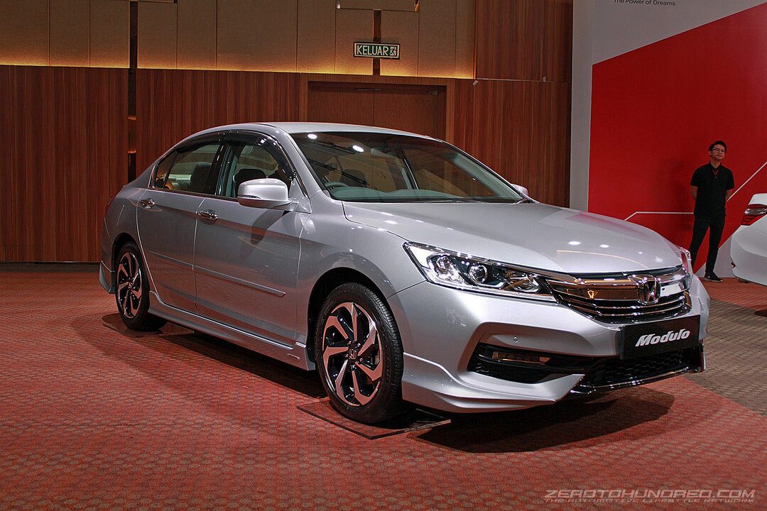 honda-accord-2016-facelift-exterior_0974-700x467.jpg