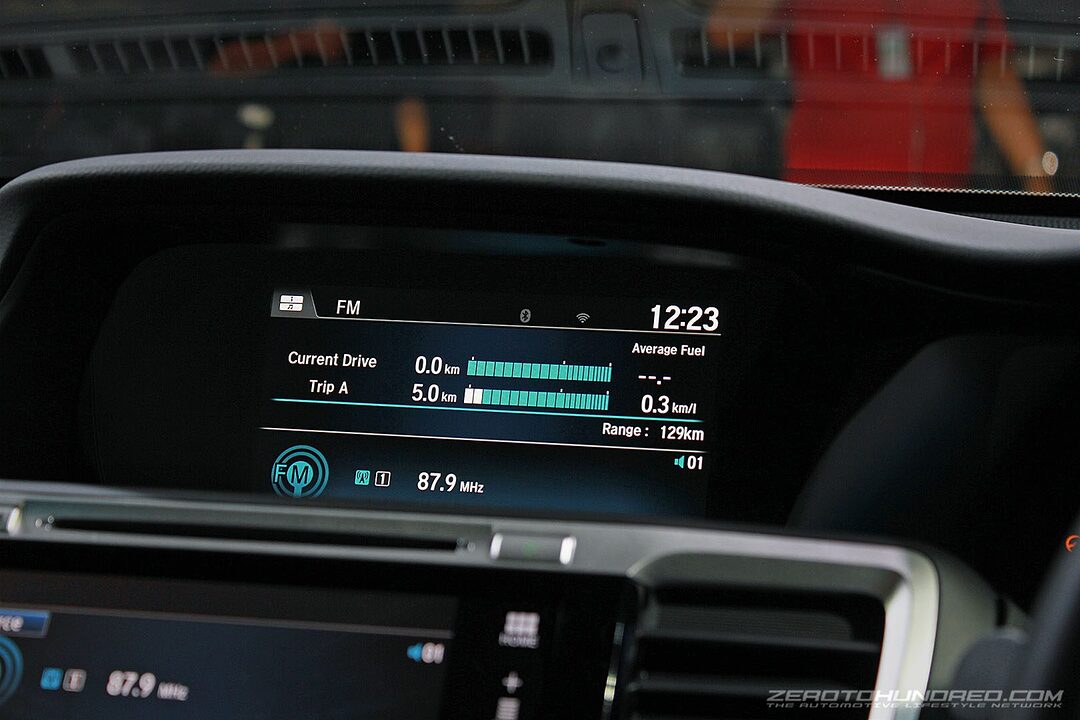 honda-accord-2016-facelift-interior_0887-700x467.jpg
