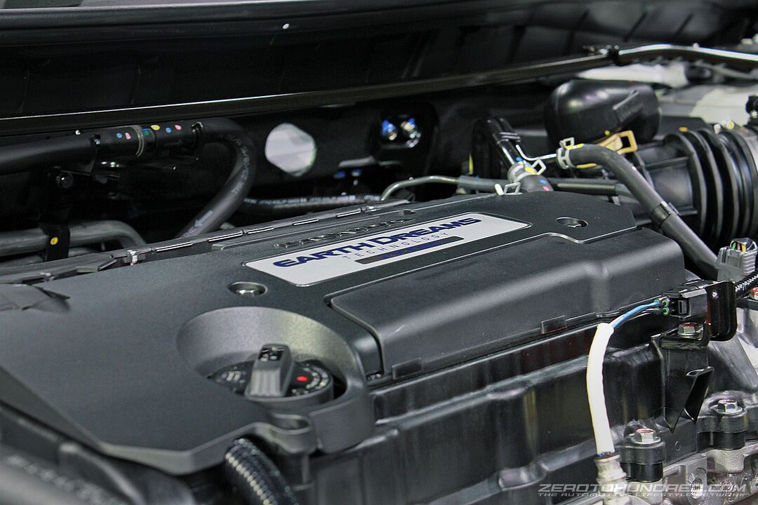 honda-accord-2016-facelift-interior_0919-700x467.jpg