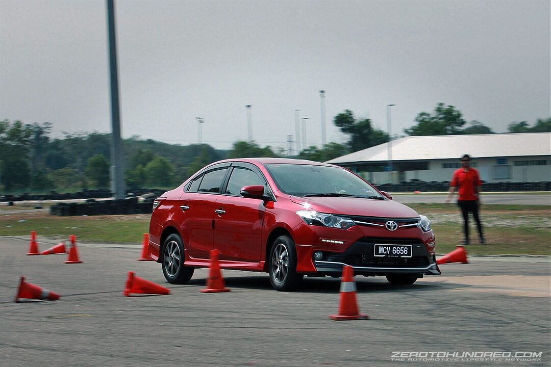 2016-toyota-vios-7cvt-_2825-700x466.jpg