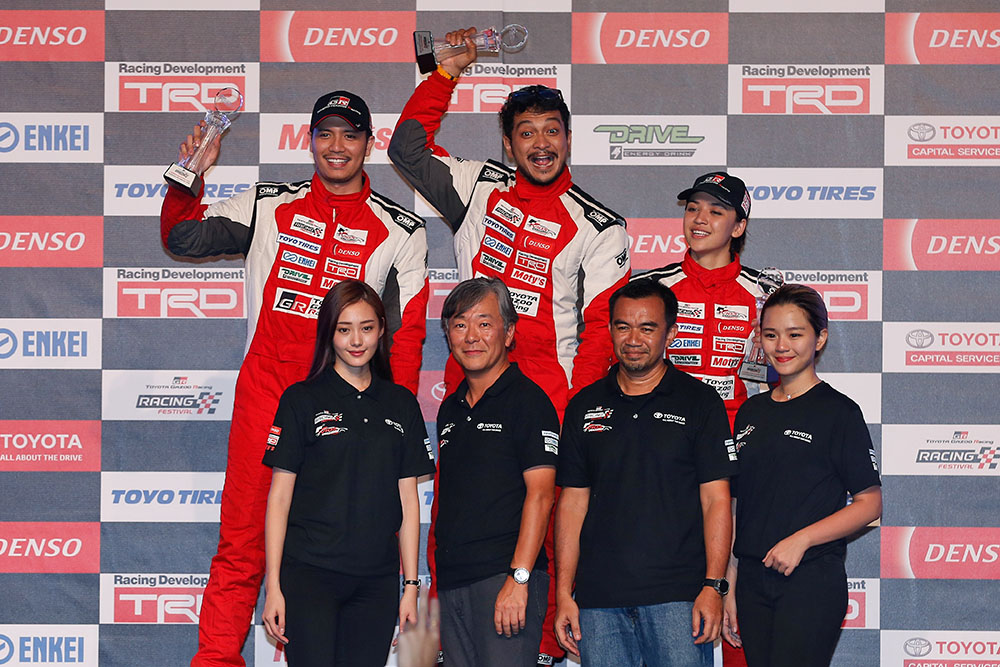 Winners-of-Promotional-Class-Race-2-700x467.jpg